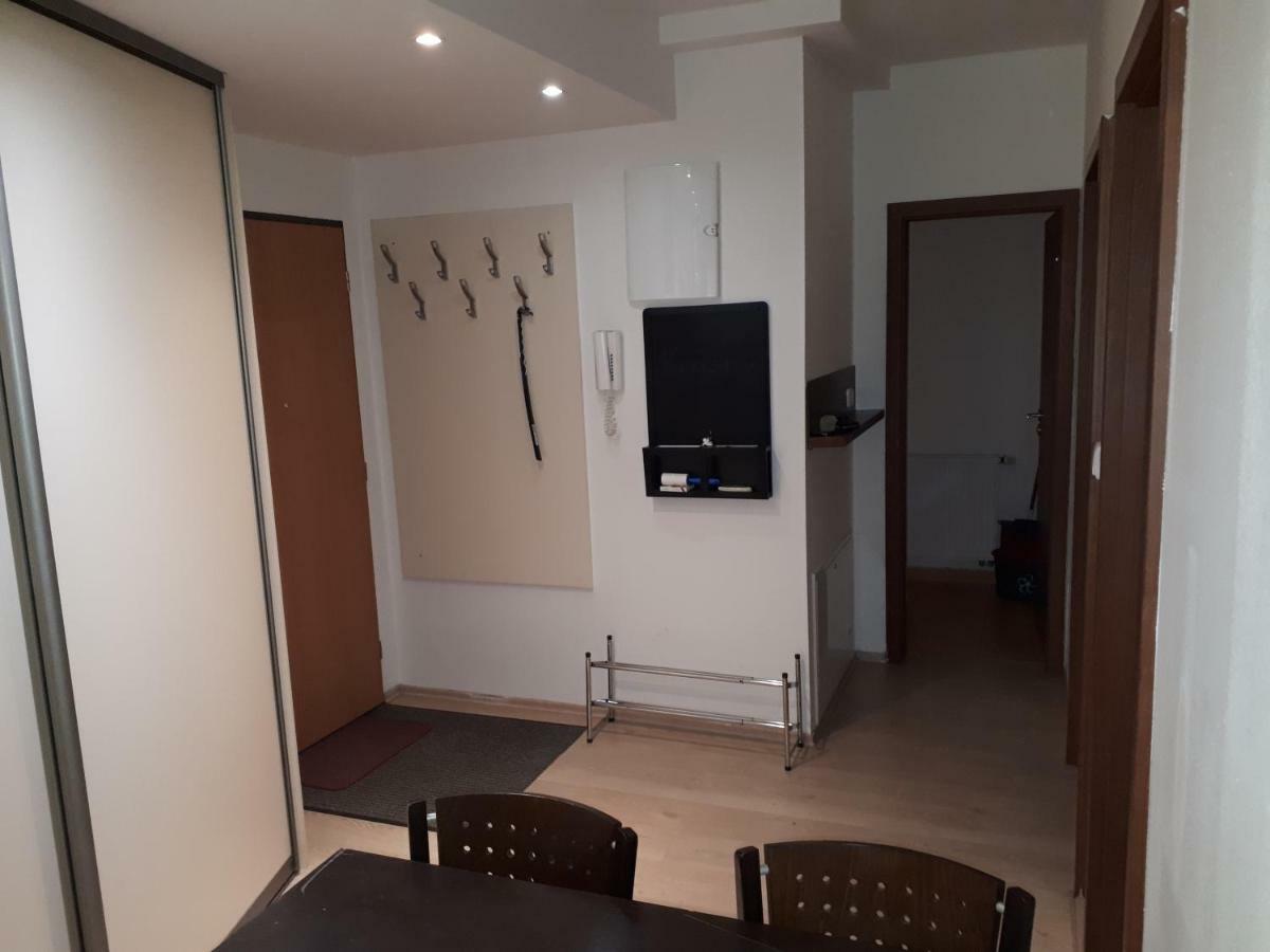 Ferienwohnung Utulny Apartman V Bratislava 6 Exterior foto